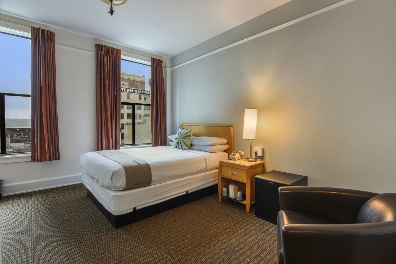 Moore Hotel Seattle Bagian luar foto